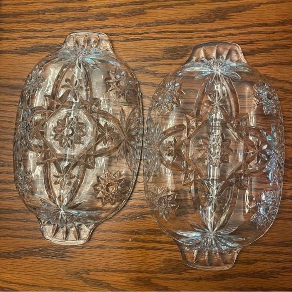 Set of 2 Identical Depression Cut Glass Divided Relish Trays Clear Oval Star - Picture 7 of 13